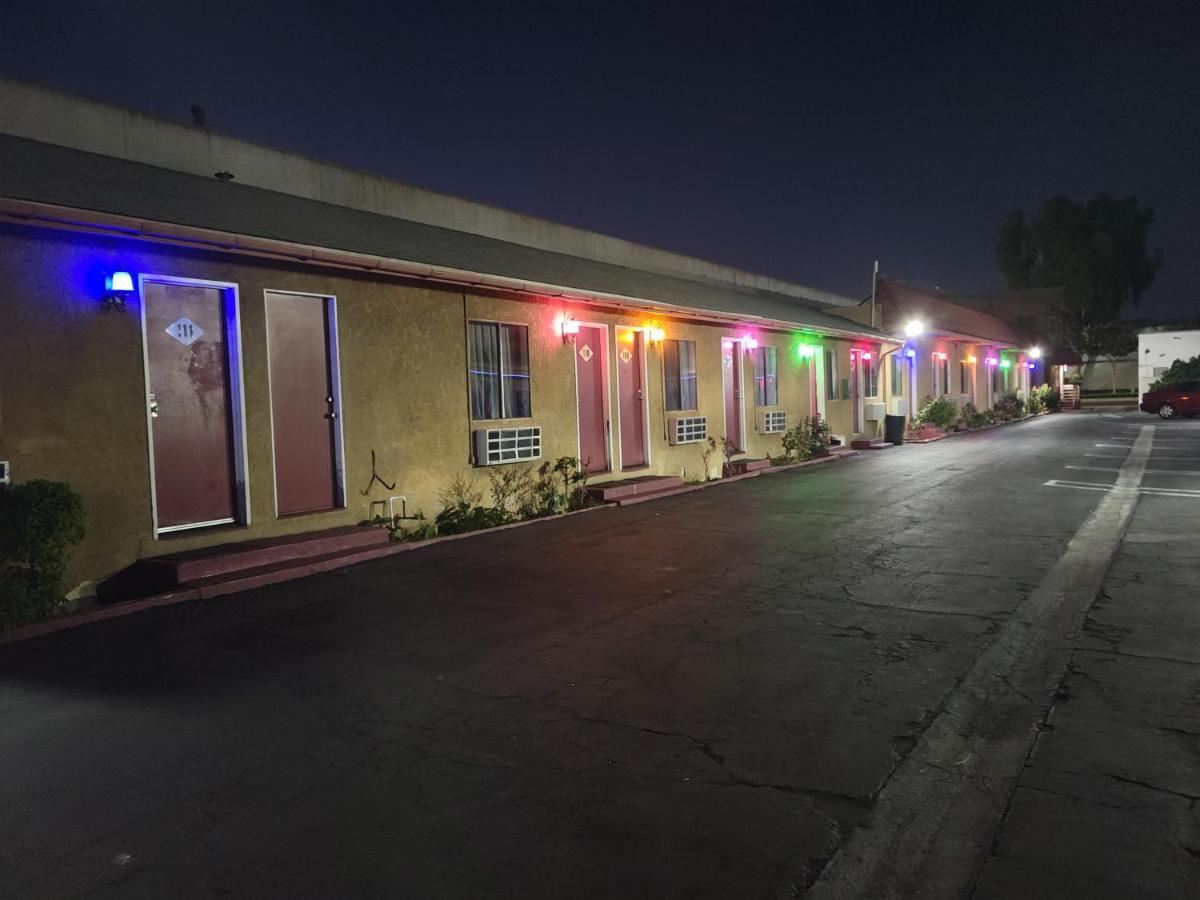 Deluxe Motel, Los Angeles Area Дауни Экстерьер фото
