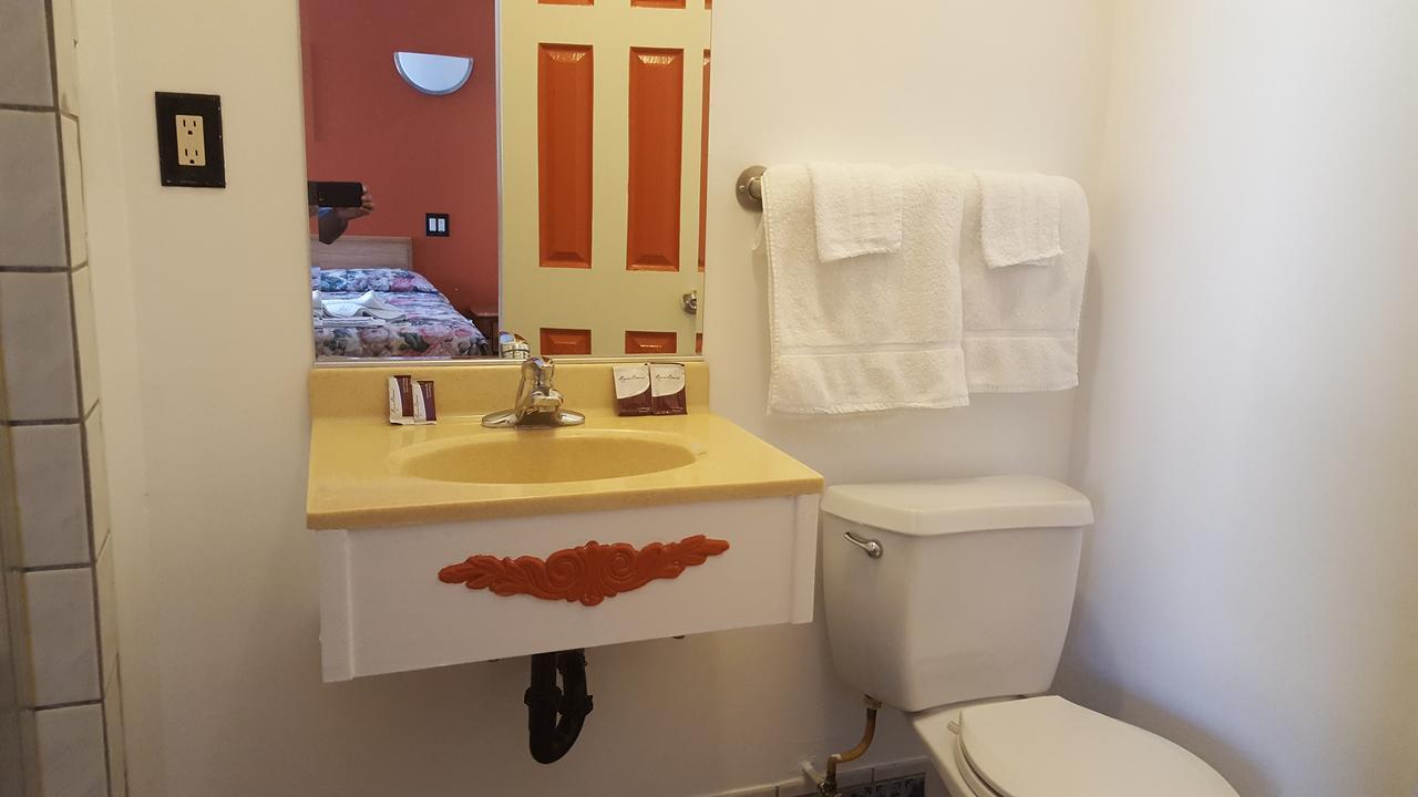 Deluxe Motel, Los Angeles Area Дауни Экстерьер фото
